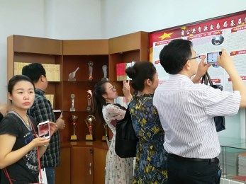 甘肅演藝集團黨委參加文化系統(tǒng)黨支部建設(shè)標準化動員學習活動