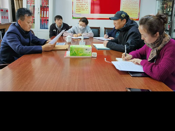 甘肅演藝集團(tuán)黨委委員、副總經(jīng)理龍富國(guó)赴甘肅演藝集團(tuán)話劇院調(diào)研指導(dǎo)工作