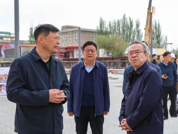 甘肅省人大財(cái)政經(jīng)濟(jì)委員會(huì)主任委員吳仰東調(diào)研樂動(dòng)敦煌-文旅產(chǎn)業(yè)綜合體項(xiàng)目