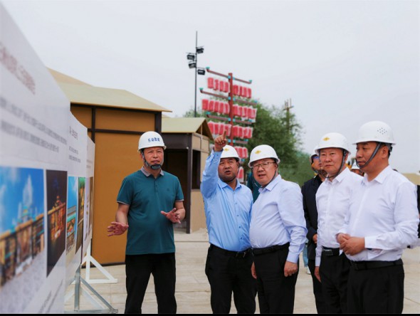 甘肅省文化和旅游廳黨組成員、副廳長萬學(xué)科一行調(diào)研樂動敦煌-文旅產(chǎn)業(yè)綜合體項目建設(shè)情況